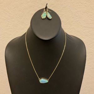 Necklace earring set